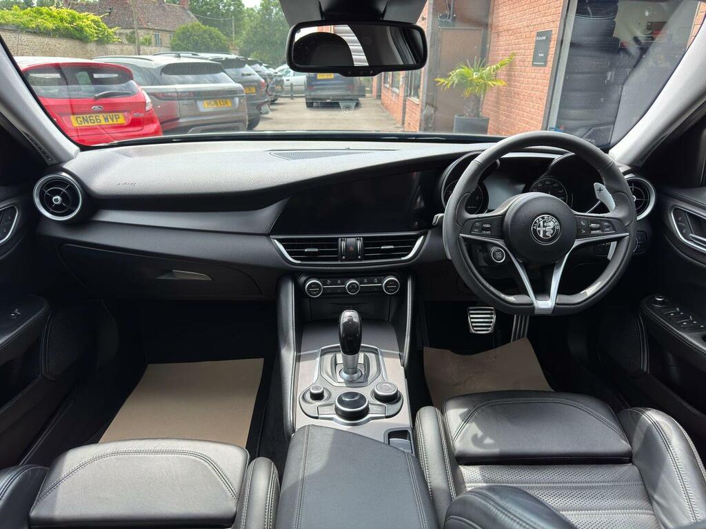 Alfa Romeo Giulia 2.0T Veloce Euro 6 Ss  #11