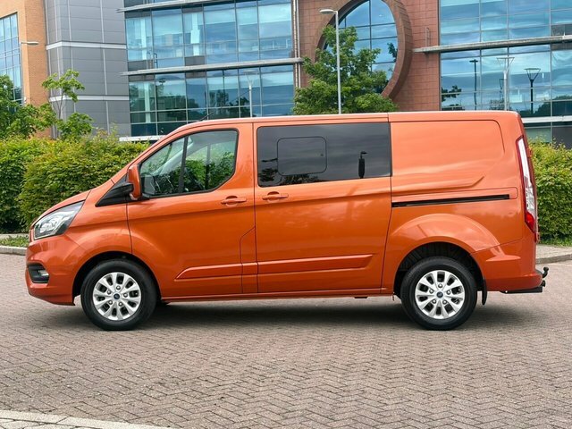 Ford Transit Custom 2020 2.0 300 Ecoblue Limited Crew Van Double Cab 5 SK70OMM Orange #4