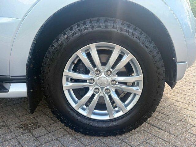 Mitsubishi Shogun 3.2 Di-d Sg3 Brown #12