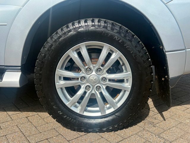 Mitsubishi Shogun 3.2 Di-d Sg3 Brown #14