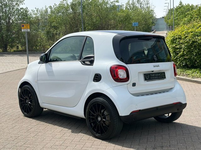 Smart Fortwo Coupe 2021 17.6Kwh Premium Coupe 22Kw White #5