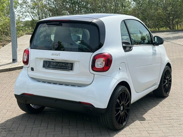 Smart Fortwo Coupe Eq Fortwo Pulse Premium White #8