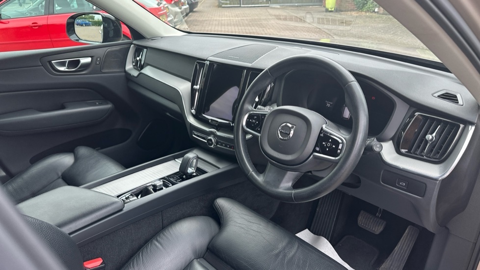 Volvo XC60 Plus, B4 Mild Hybrid, Dark 360 Camera Ha WF23UML #4