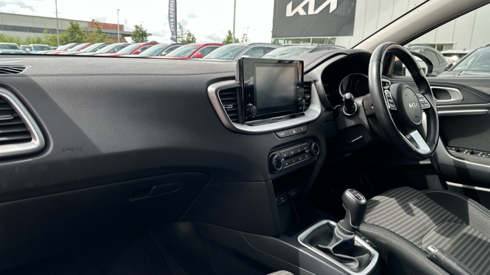 Kia Ceed 1.0 T-gdi Isg 2 FP71GPZ Brown #3