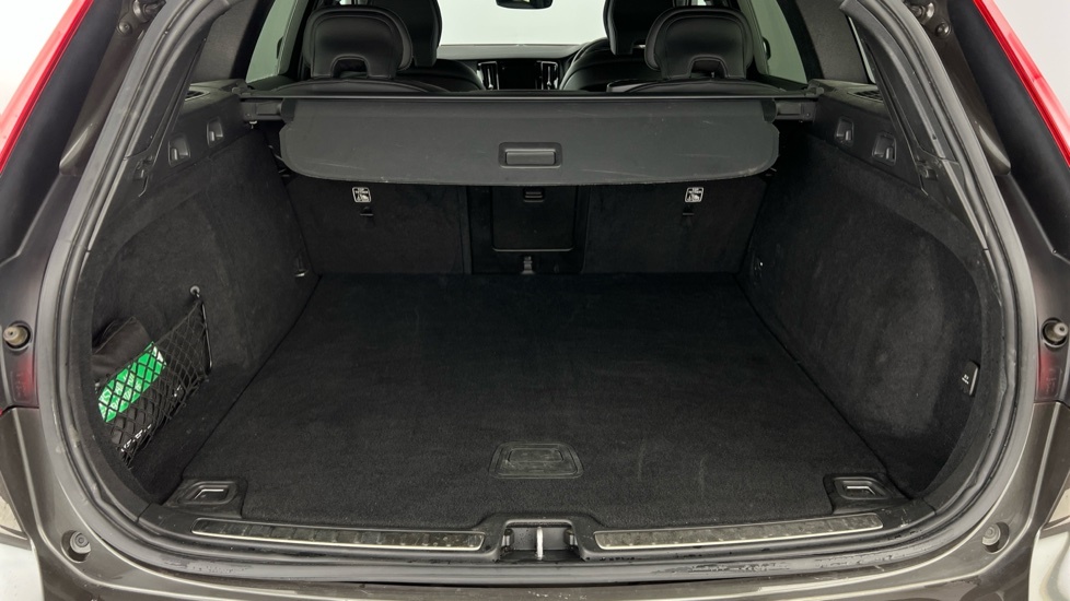Volvo V60 R-design, B3 Mild Hybrid YX22JUA Grey #5