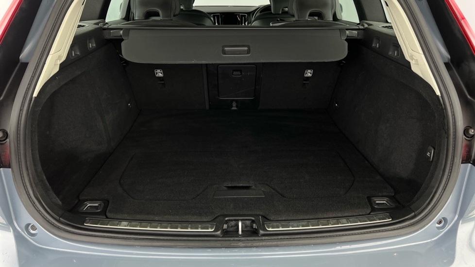 Volvo V60 Core, B3 Mild Hybrid, BJ23JJU Grey #5