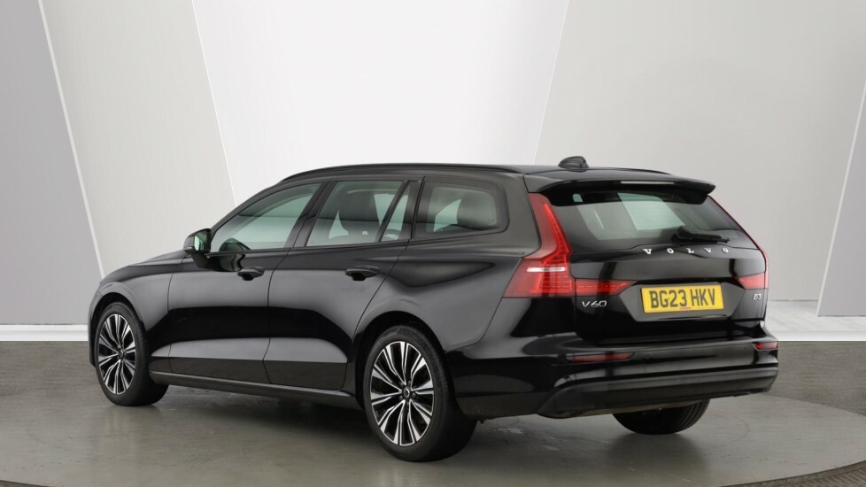 Volvo V60 Core, B3 Mild Hybrid, BG23HKV Black #3