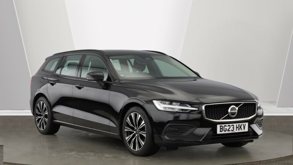 Volvo V60 Core, B3 Mild Hybrid, Black