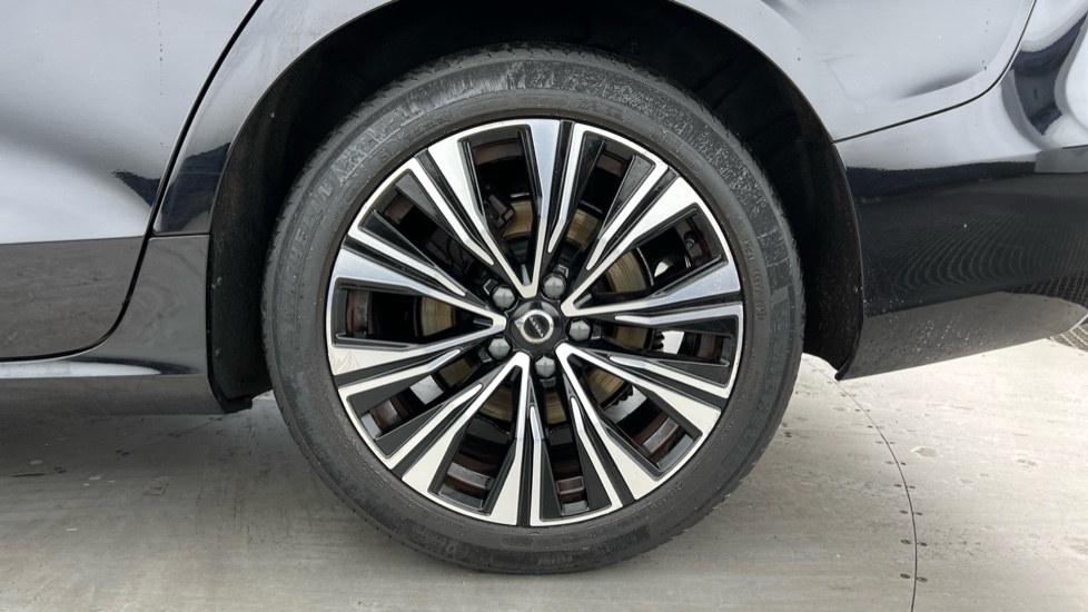 Volvo V60 Core, B3 Mild Hybrid, BG23HKV Black #4