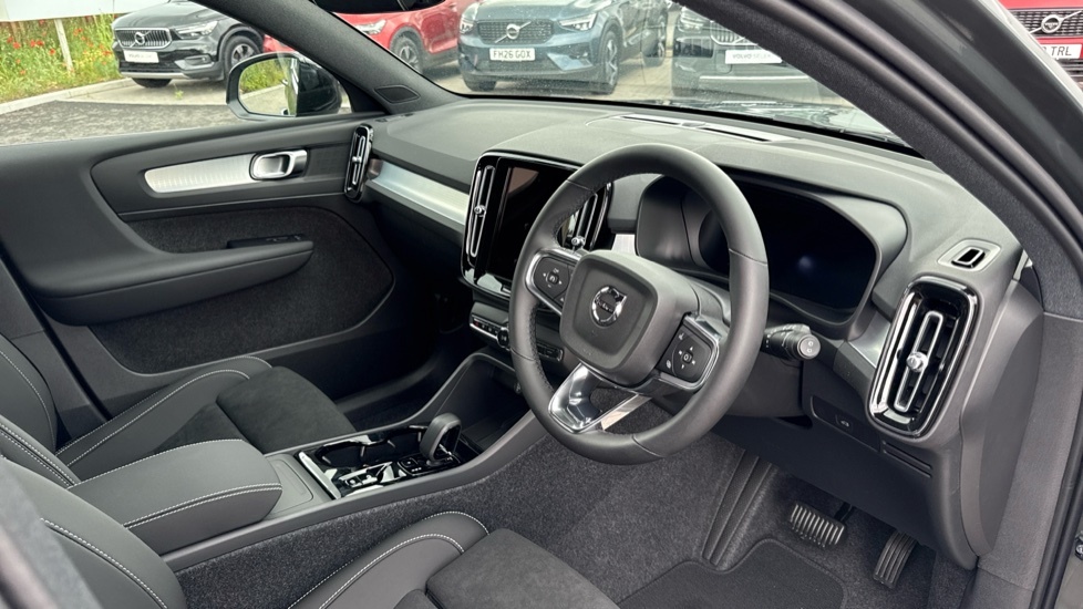 Volvo XC40 Plus, B3 Mild Hybrid, Dark FH26HTN  #4
