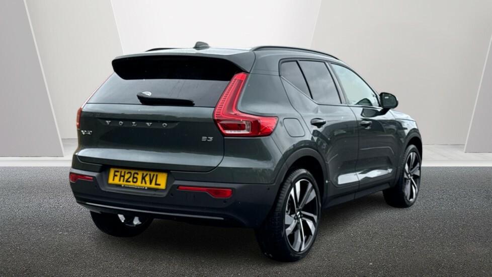 Volvo XC40 Ultra, B3 Mild Hybrid, Dark 46,000 New FH26KVL #2
