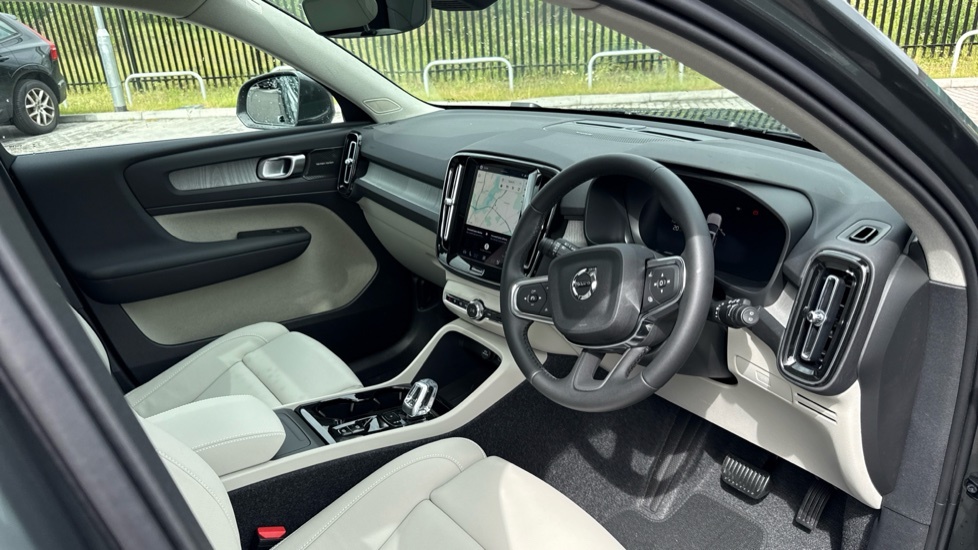 Volvo XC40 Ultra, B3 Mild Hybrid, Bright Blond Leat FH26JFO  #4