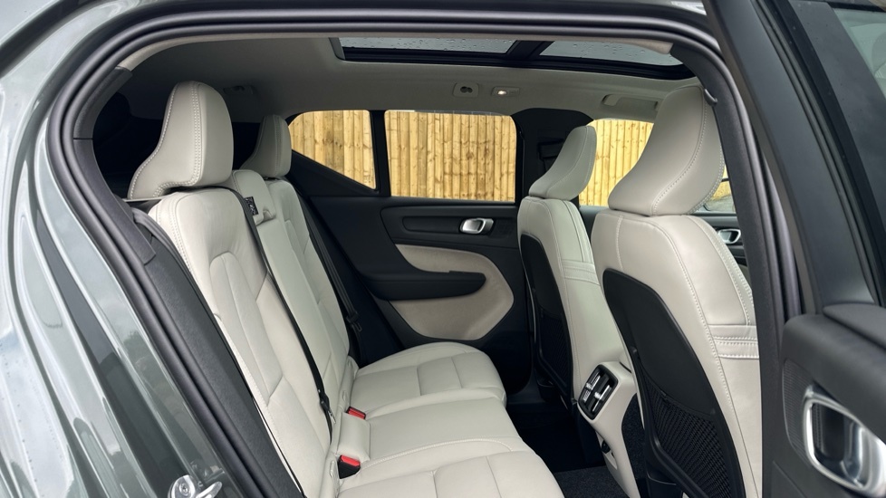 Volvo XC40 Ultra, B4 Mild Hybrid, Bright FH26BSU  #6