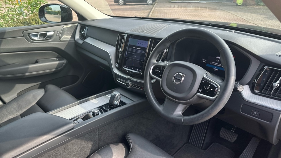 Volvo XC60 Plus, B4 Awd Mild Hybrid, Dark Pilot Assi Grey #4