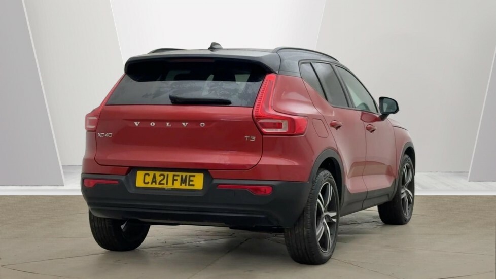 Volvo XC40 1.5 T3 R-design Euro 6 Ss CA21FME Red #3