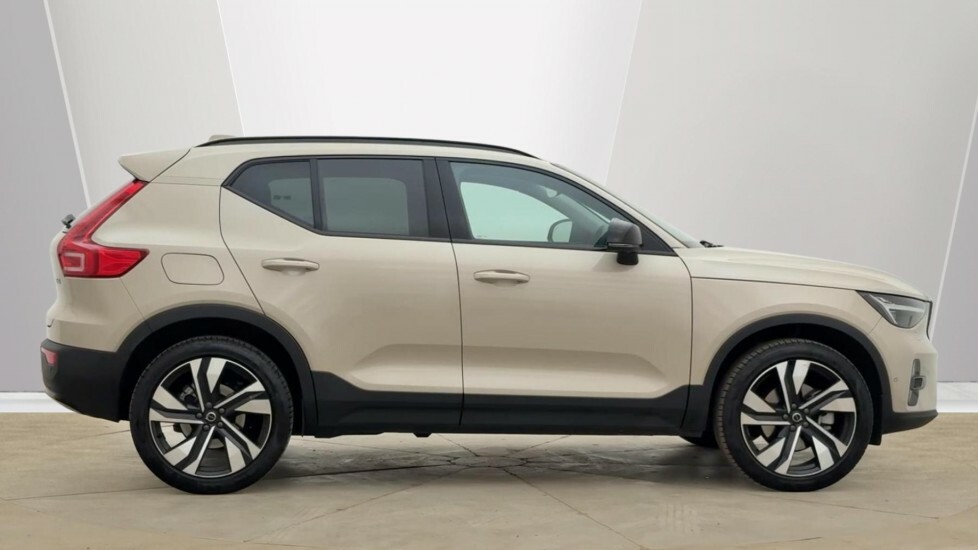Volvo XC40 2.0 B4 Mhev Ultra Dark Dct Euro 6 Ss OW25XFU #2