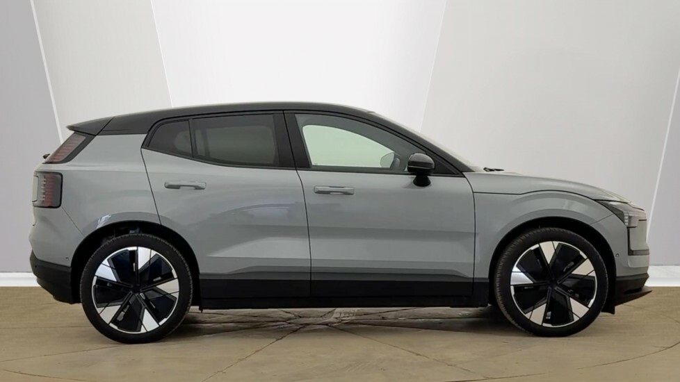Volvo EX30 Ultra, Twin Motor Performance, OV75NCO Grey #2