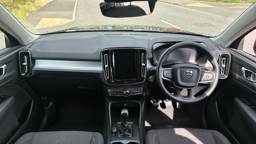 Volvo XC40 Momentum, T3 Rear Park Assist YT22ZZC Black #5