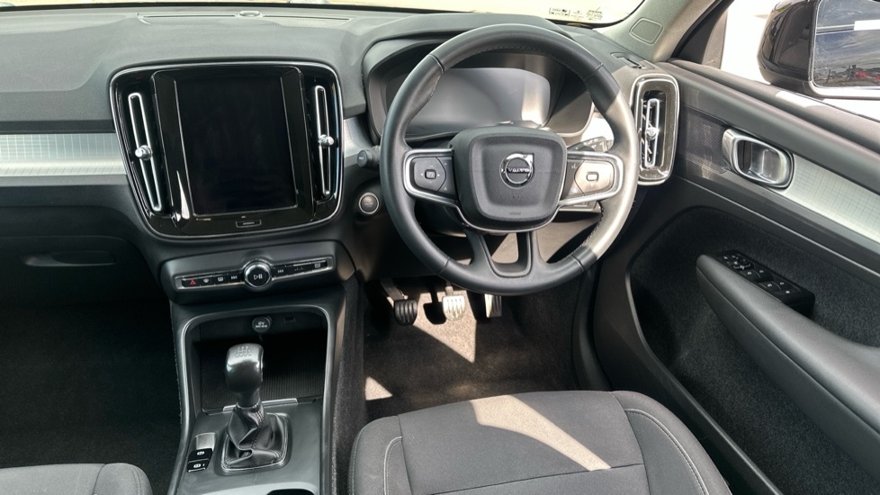 Volvo XC40 Momentum, T3 Rear Park Assist YT22ZZC Black #4