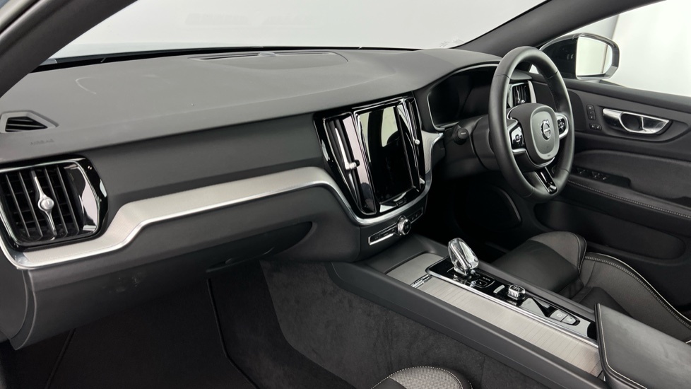 Volvo V60 Plus, B3 Mild Hybrid, Dark BG23AHP Grey #6