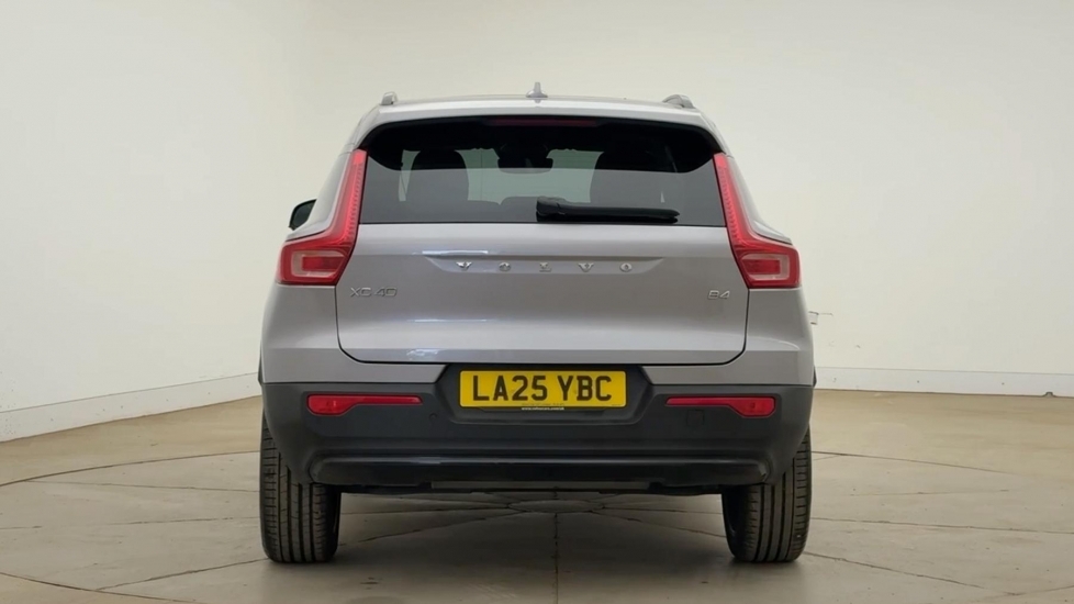 Volvo XC40 Ultra, B4 Mild Hybrid, Dark LA25YBC Silver #4