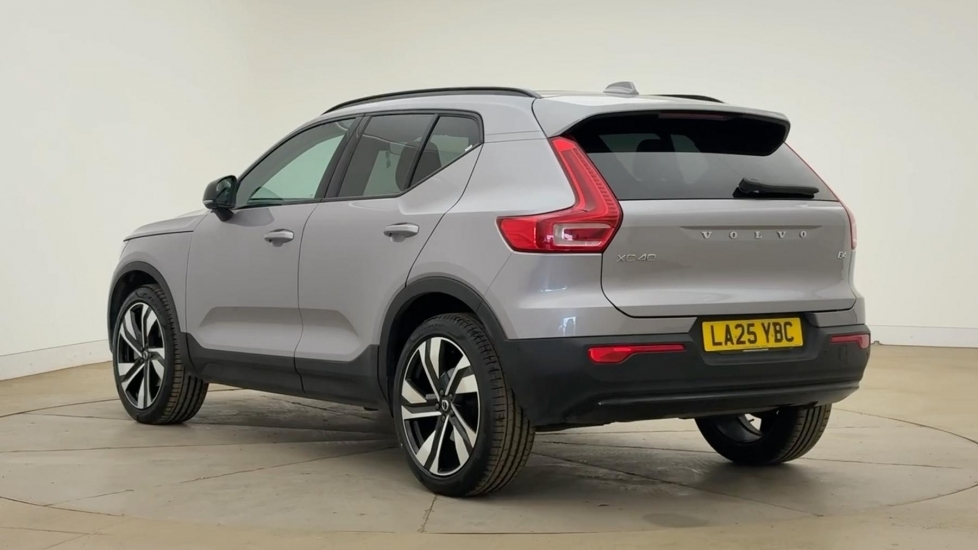 Volvo XC40 Ultra, B4 Mild Hybrid, Dark LA25YBC Silver #5
