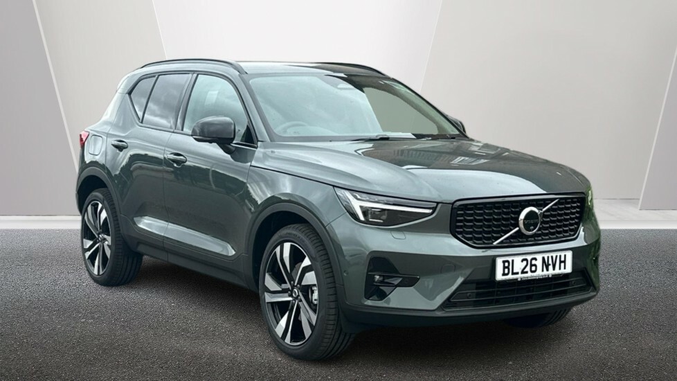Volvo XC40 Plus, B4 Mild Hybrid, Dark 