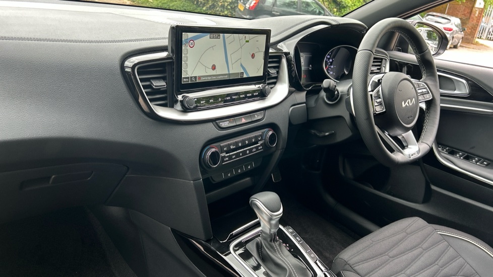 Kia Xceed 1.0 T-gdi Mhev Gt-line Dct Euro 6 Ss Silver #3