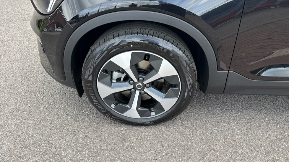 Volvo XC40 2.0 B4 197Ps Mhev Plus Black Edition Hybrid I Black #19