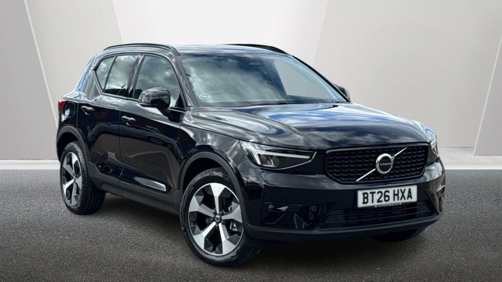 Volvo XC40 2.0 B3 Mhev Plus Dark Dct Euro 6 Ss Black