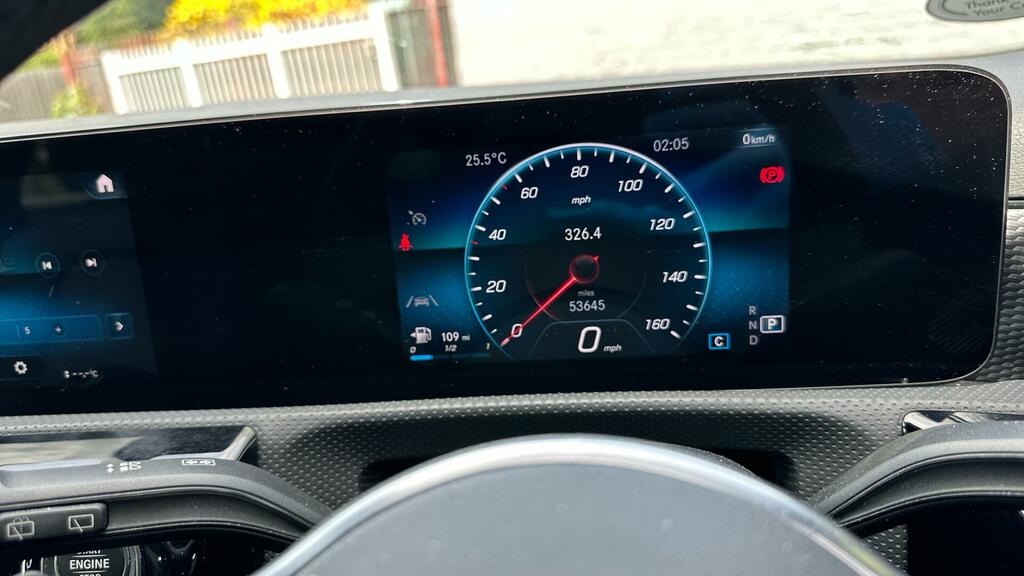 Mercedes-Benz A Class 1.3 A180 Sport Edition Executive 7G-dct Euro 6 BG71UBP Silver #2