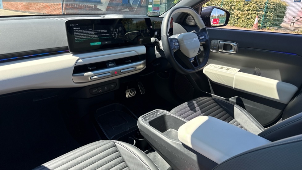 Kia EV4 81.4Kwh Gt-line S KM75CDF Red #3