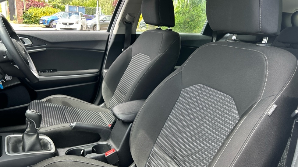 Kia Ceed 1.5T Gdi Isg 138 Gt-line  #18