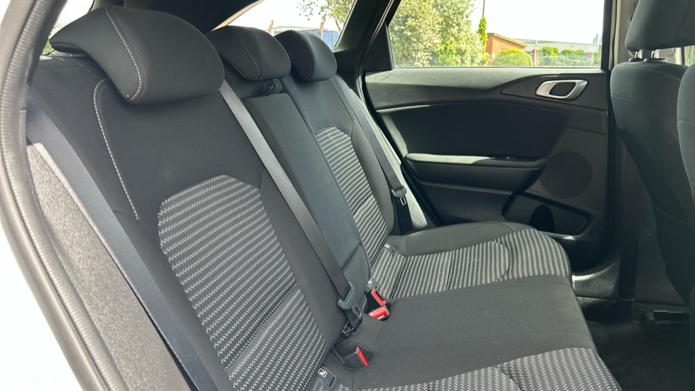 Kia Ceed 1.5T Gdi Isg 138 Gt-line  #23