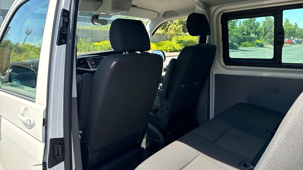 Volkswagen Transporter 2.0 Tdi T30 Highline Kombi Double Cab D FH24UVZ White #5
