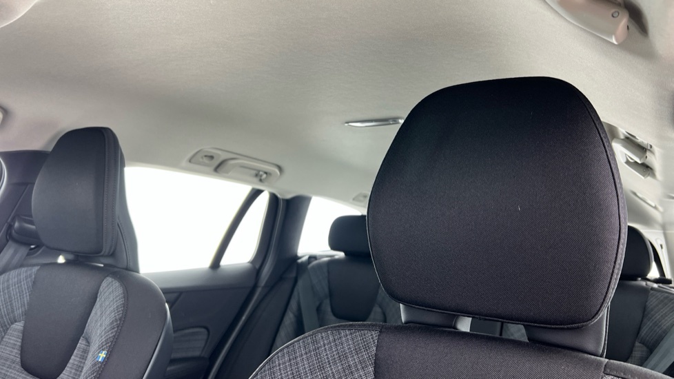 Volvo V60 Plus Blue #11