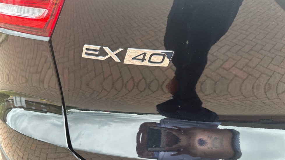 Volvo EX40 Ultra 408 Awd Twin Motor Foldable Towbar Harman K Blue #31