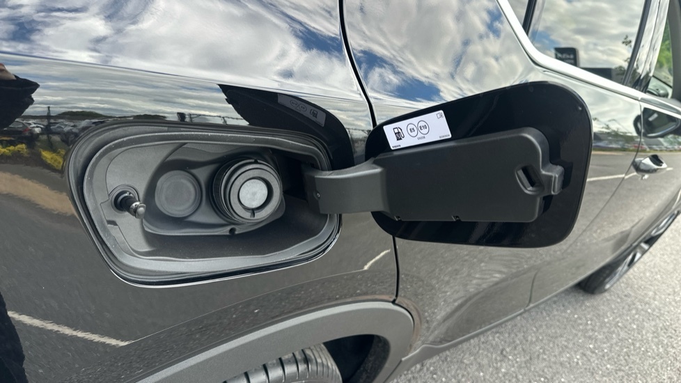 Volvo XC40 B3 P Plus Dark Rear Camera, Heated Seats, Apple Blue #18