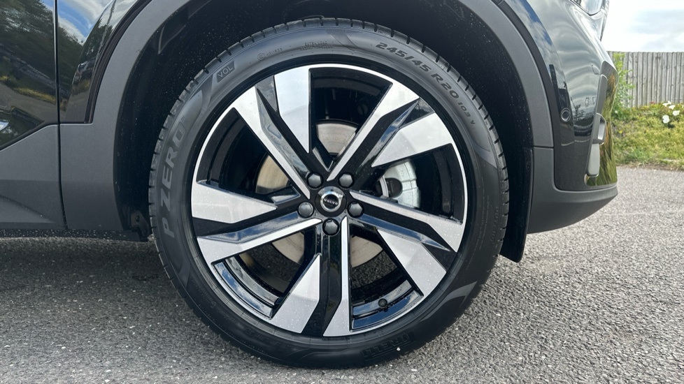 Volvo XC40 B3 P Plus Dark Rear Camera, Heated Seats, Apple Blue #9