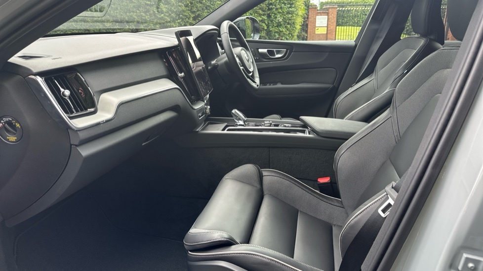 Volvo XC60 2.0 B5 Mhev Plus Pro Awd Euro 6 Ss #25