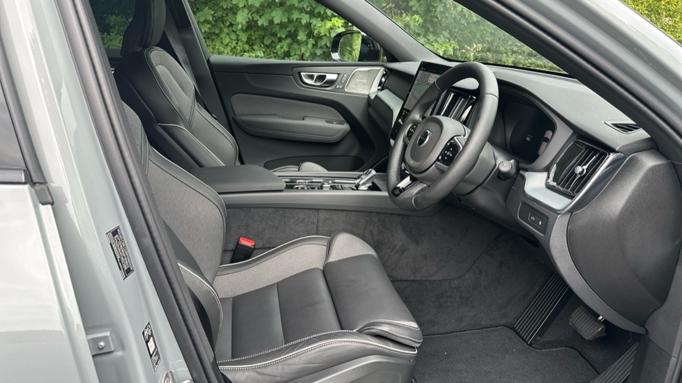 Volvo XC60 2.0 B5 Mhev Plus Pro Awd Euro 6 Ss #34