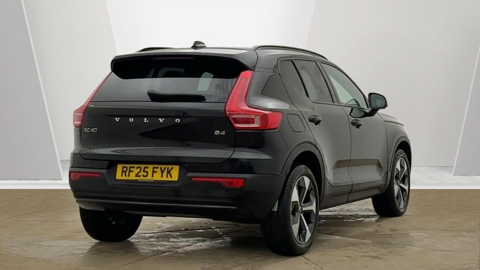 Volvo XC40 Plus, B4 Mild Hybrid, Dark 12,000 Saving RF25FYK Black #3