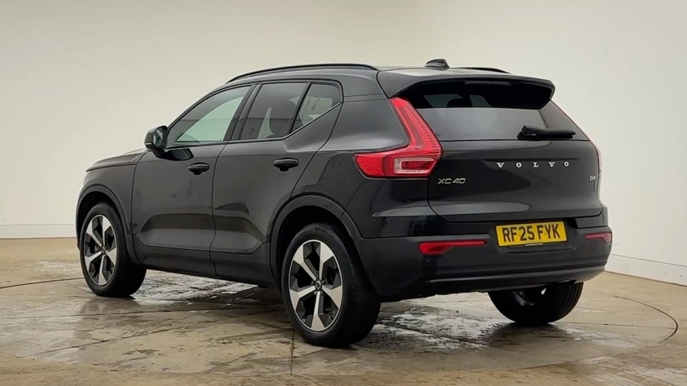 Volvo XC40 Plus, B4 Mild Hybrid, Dark 12,000 Saving RF25FYK Black #5