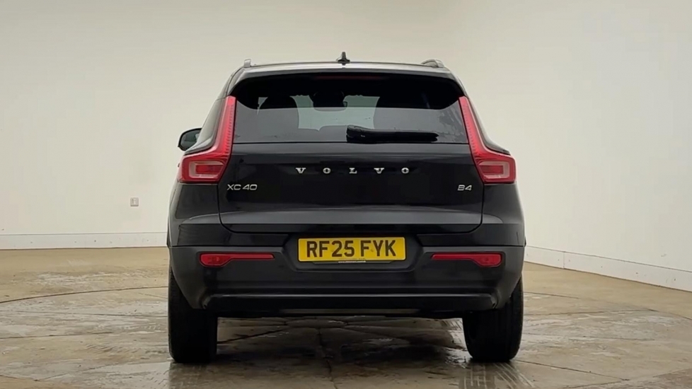 Volvo XC40 Plus, B4 Mild Hybrid, Dark 12,000 Saving RF25FYK Black #4
