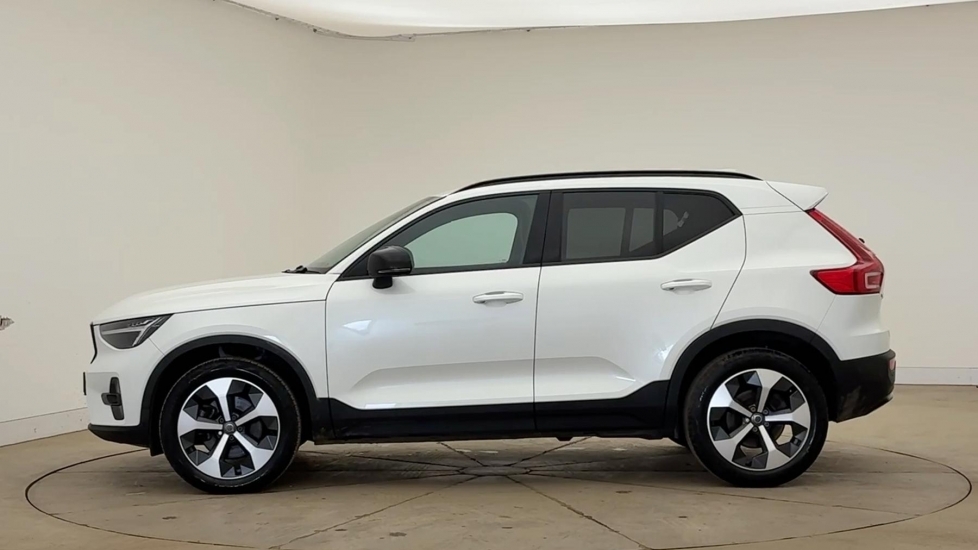 Volvo XC40 Plus, B4 Mild Hybrid, Dark Rear Tinted Wi White #6