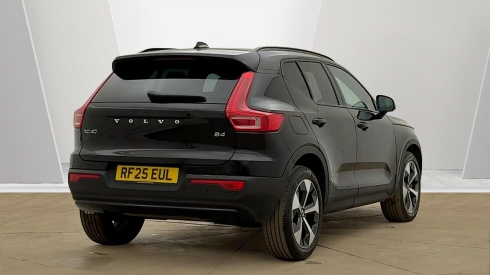 Volvo XC40 Plus, B4 Mild Hybrid, Dark 10,000 Savi RF25EUL Black #3