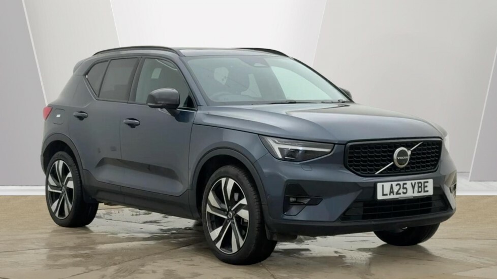 Volvo XC40 Ultra, B4 Mild Hybrid, Dark Harmon Kardon Blue