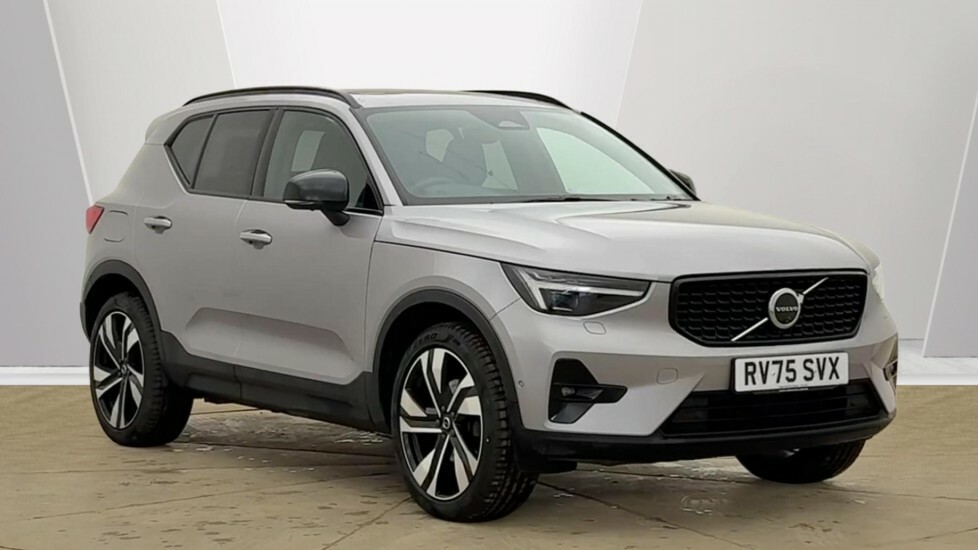 Volvo XC40 Ultra, B3 Mild Hybrid, Dark11,500 Saving Silver