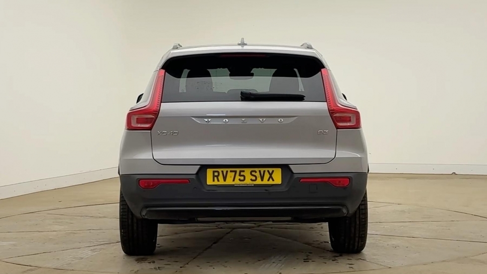 Volvo XC40 Ultra, B3 Mild Hybrid, Dark11,500 Saving Silver #4