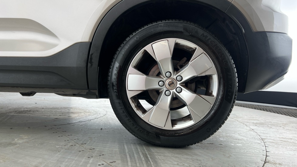 Volvo XC40 1.5 T3 Momentum Suv Euro 6 Ss Grey #4